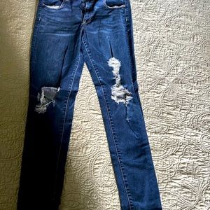 American Eagle Distressed Jegging